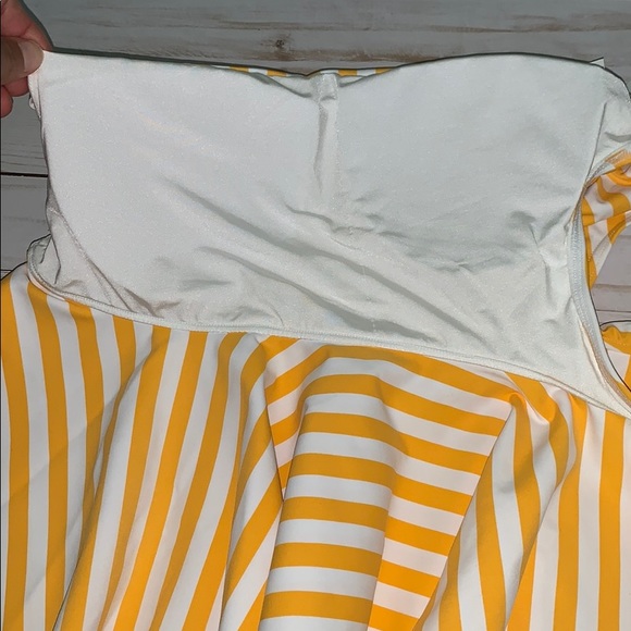 ONIA xWeWoreWhat Positano Top NWT - Picture 6 of 7